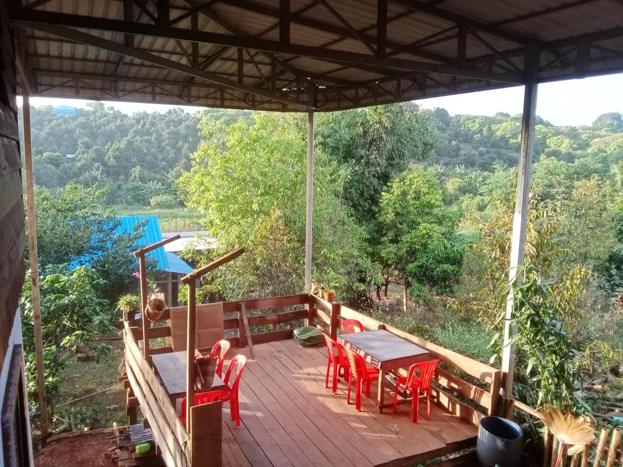 Srey Leap Homestay Banlung Buitenkant foto